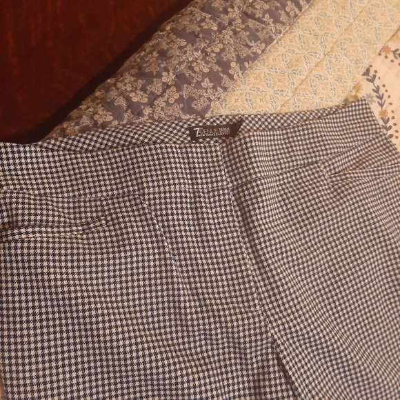 New York & Company flare leg pants blue check - Picture 2 of 3